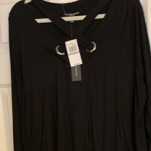 Cable & Gauge Black Long Sleeve Top